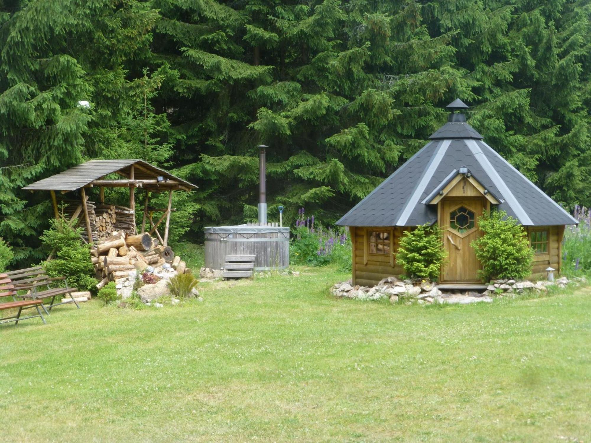 Holiday Home With Shared Pool In J Gersgr N Bad Reiboldsgrün Eksteriør bilde
